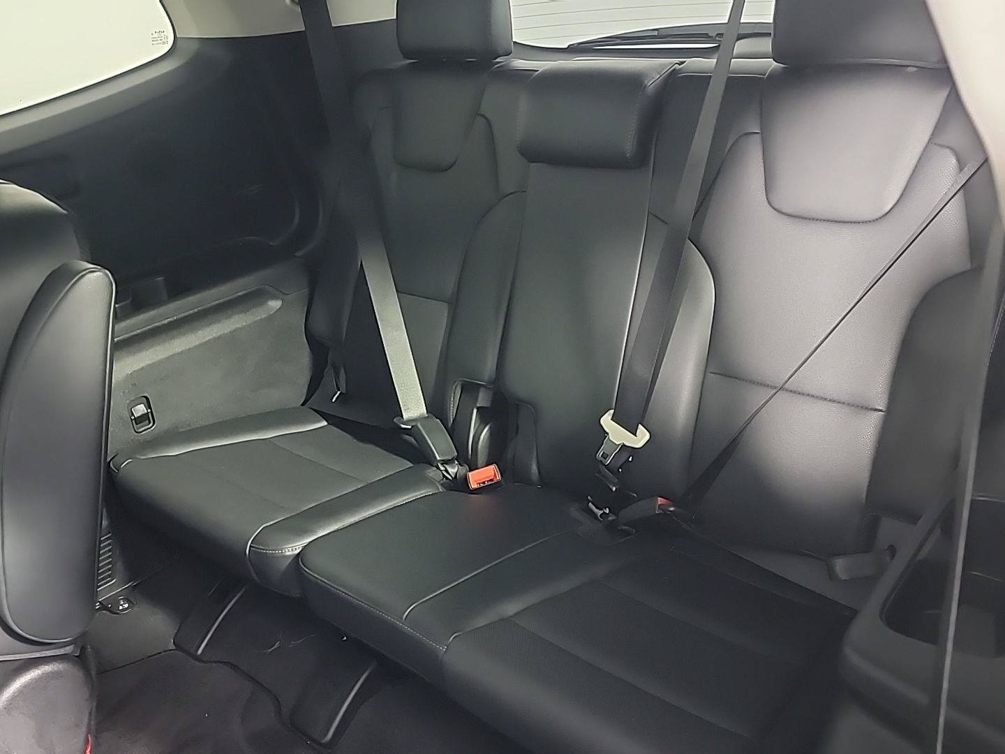 Certified 2025 Kia Telluride SX w/ SX Captain's Chair Package AWD/4WD image 18