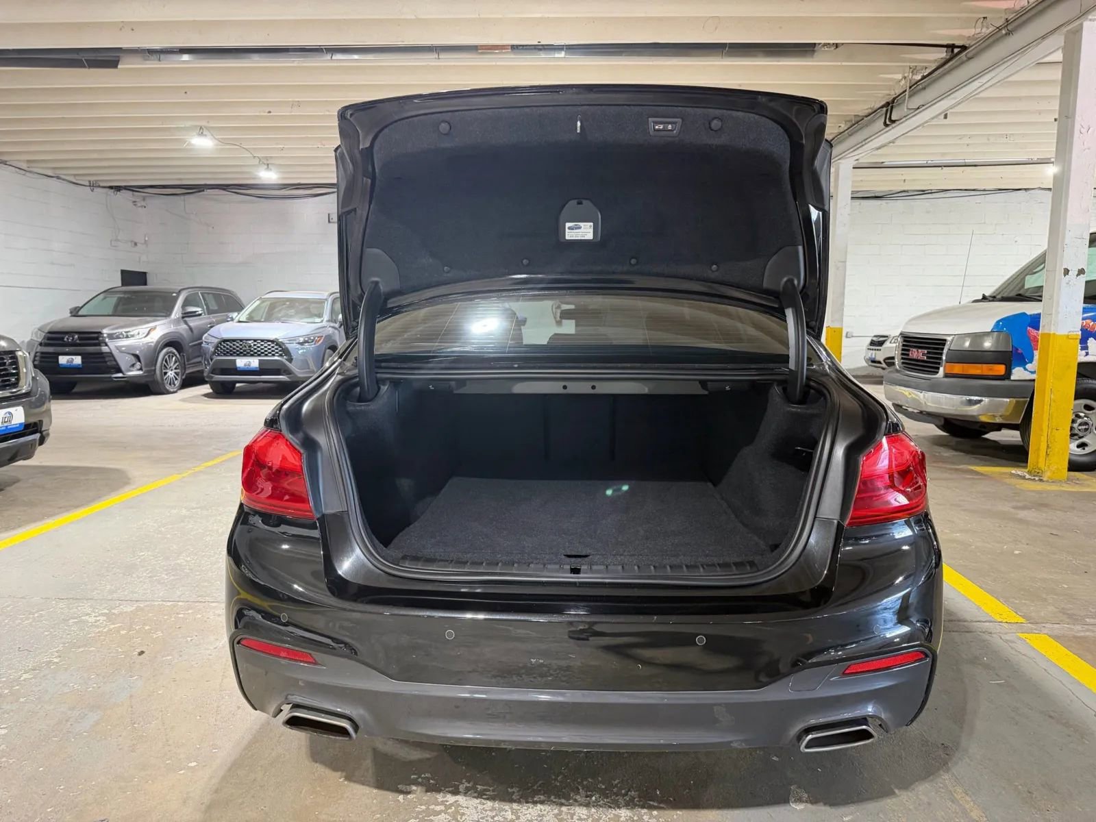 Used 2018 BMW 540i xDrive AWD/4WD image 7