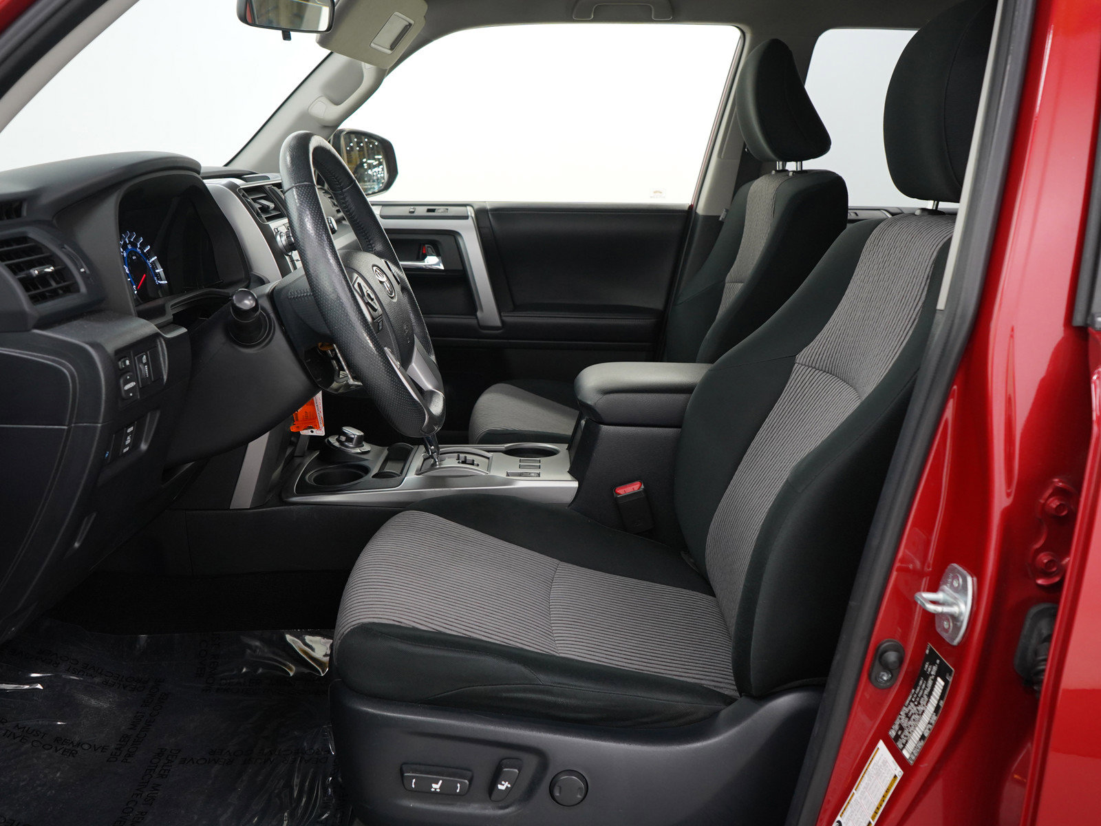 Used 2018 Toyota 4Runner SR5 image 25