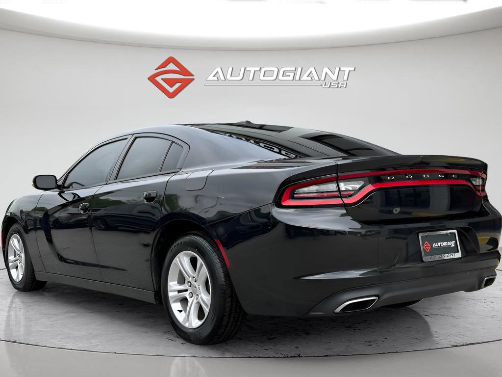 Used 2015 Dodge Charger SE RWD image 7