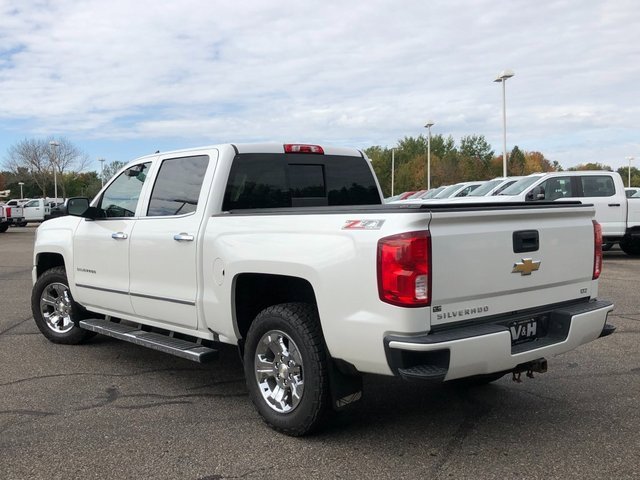 Used 2017 Chevrolet Silverado 1500 LTZ Z71 image 3