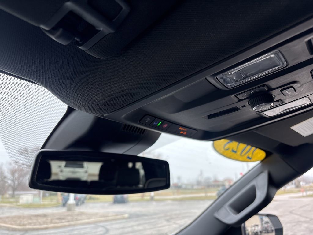 Used 2023 Chevrolet Suburban Premier image 60