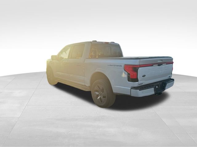 Used 2023 Ford F150 Lightning Lariat image 7