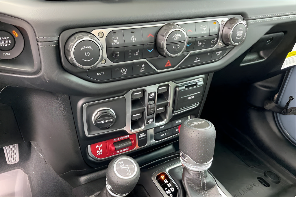 New 2026 Jeep Gladiator Mojave AWD/4WD image 14