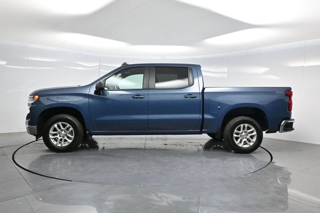 Used 2024 Chevrolet Silverado 1500 LT AWD/4WD image 43