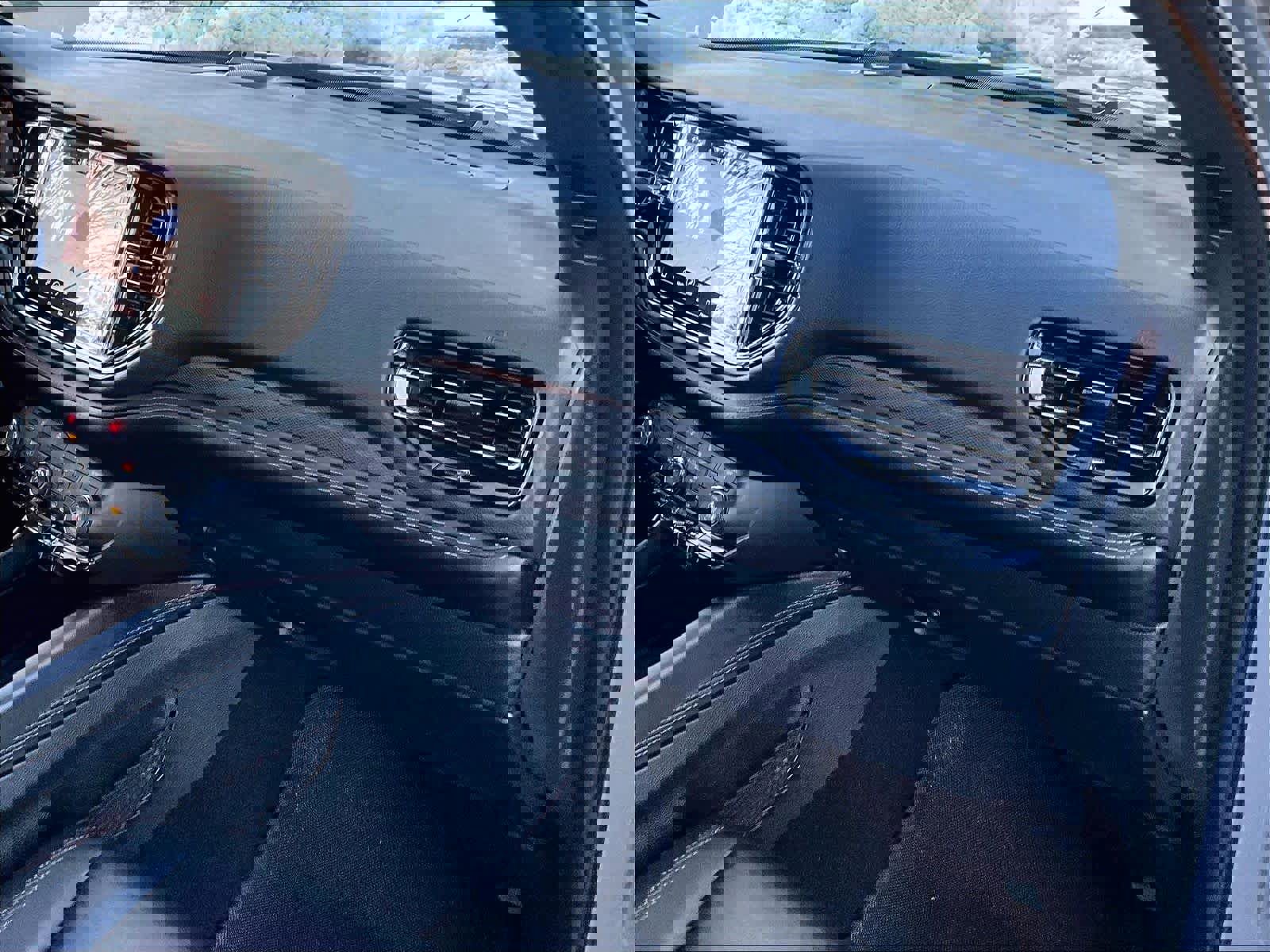 Used 2021 Dodge Durango GT image 13