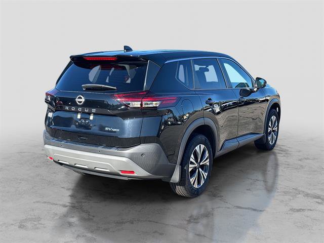 Used 2022 Nissan Rogue SV image 5