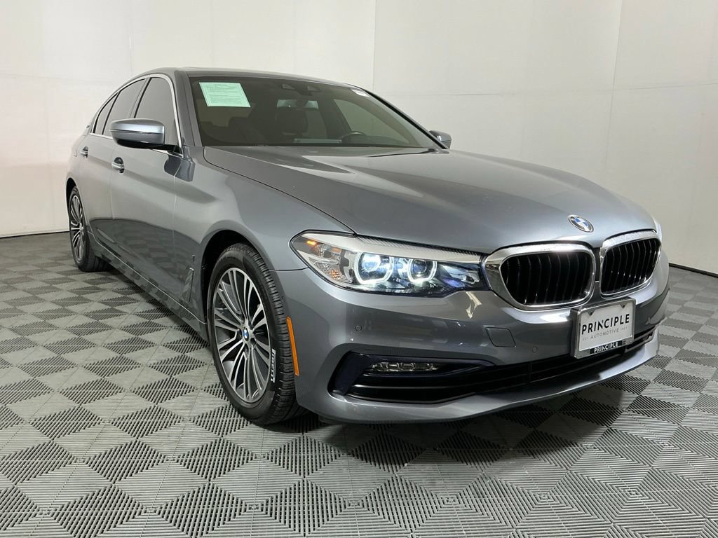 Used 2018 BMW 530e w/ Premium Package 2 RWD image 3