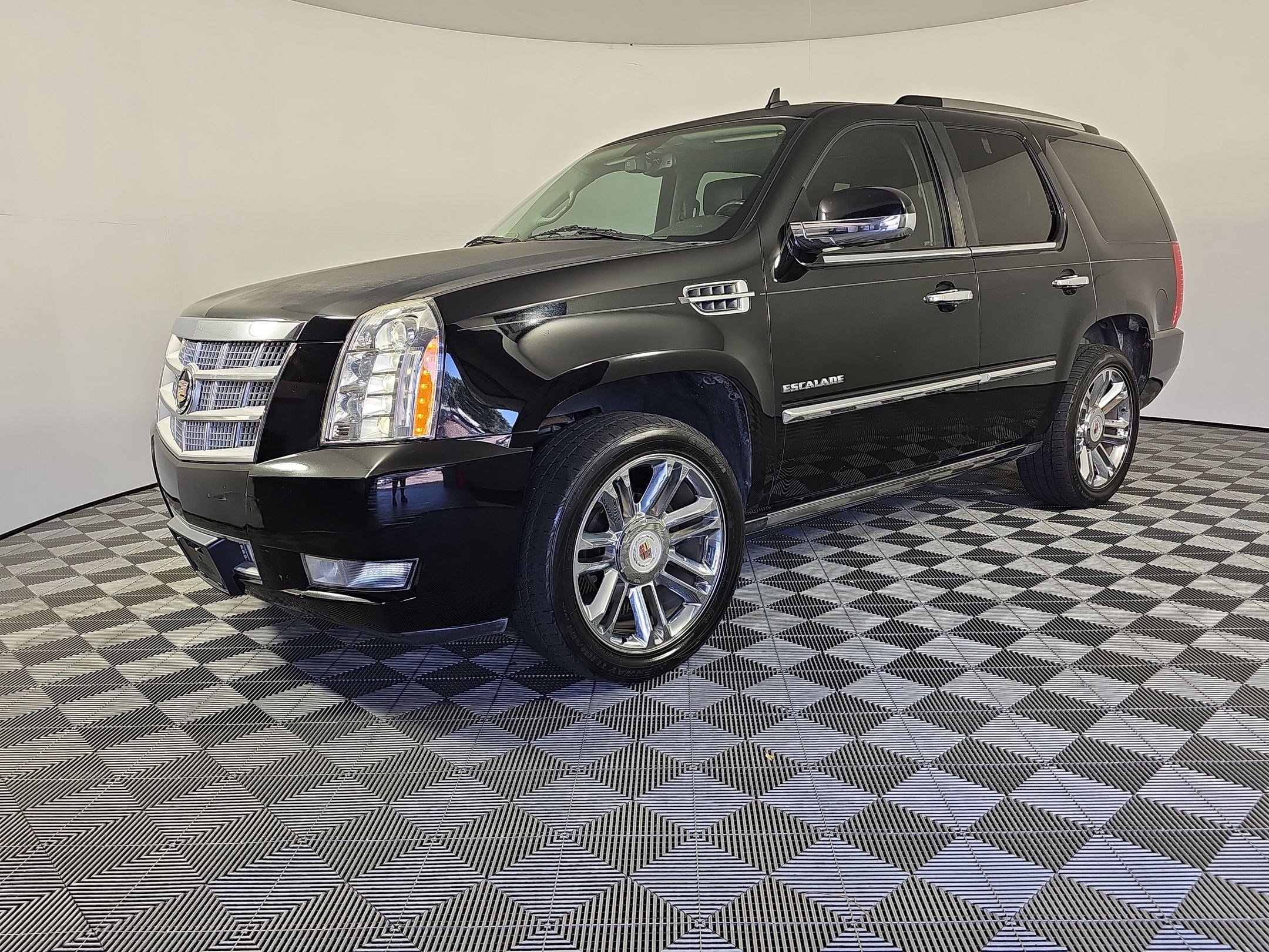 Used 2013 Cadillac Escalade Platinum