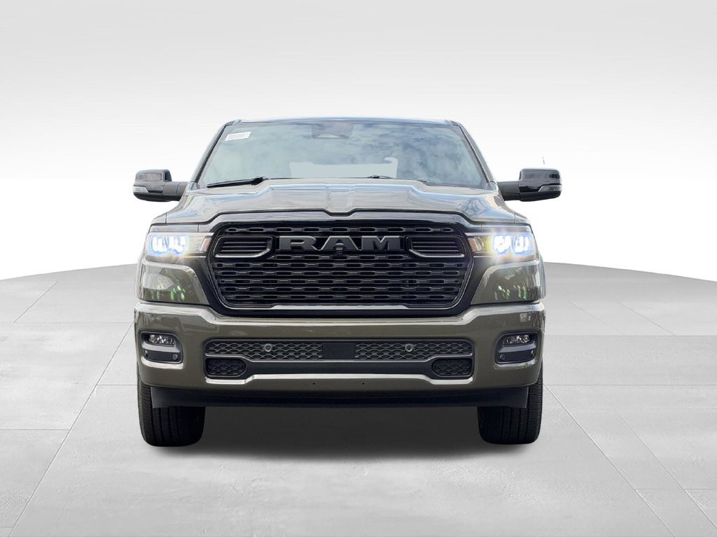 New 2027 RAM 1500 4x4 Crew Cab image 2