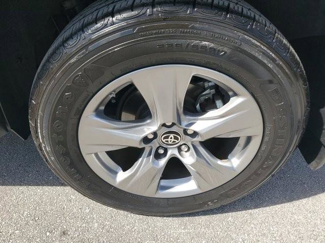 Used 2024 Toyota RAV4 LE image 9