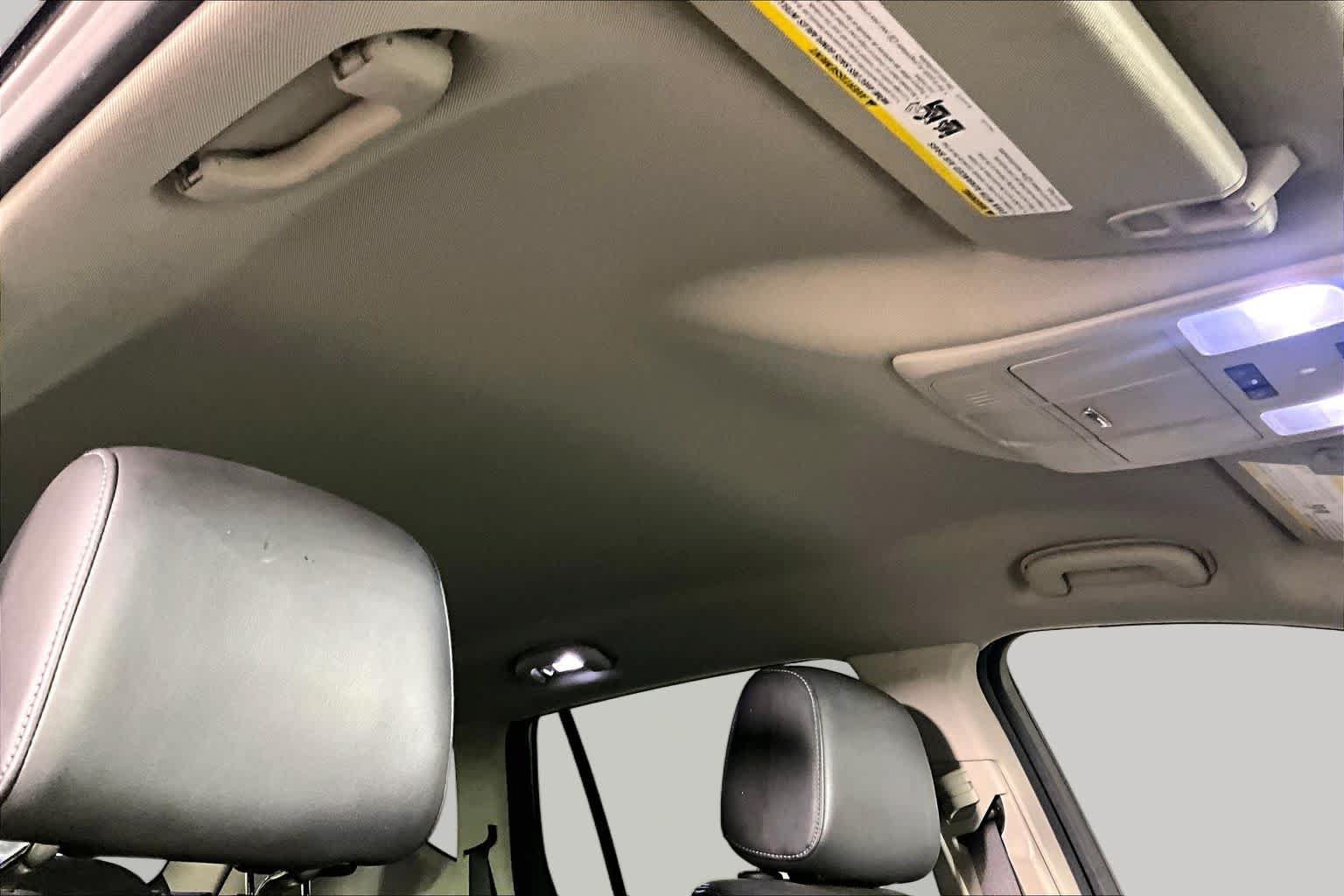 Used 2020 Buick Envision Essence FWD image 13