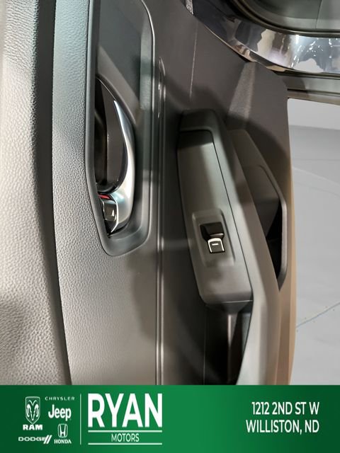 New 2025 Honda Accord SE image 32