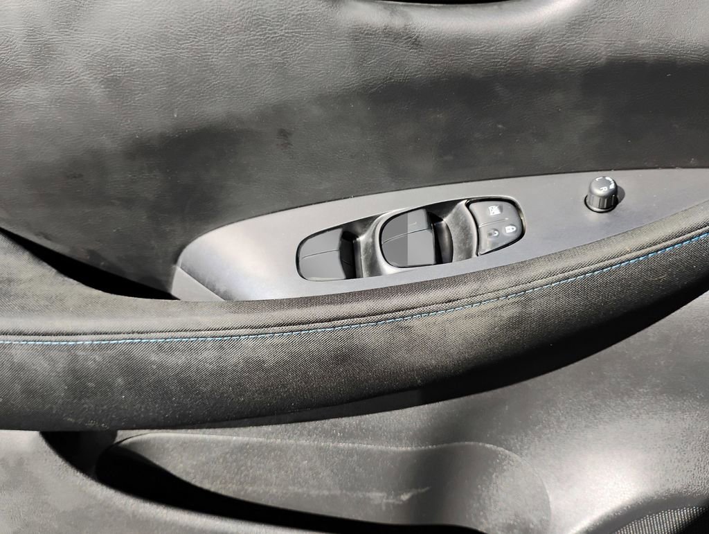 Used 2018 Nissan Leaf S w/ S Charge Package image 18