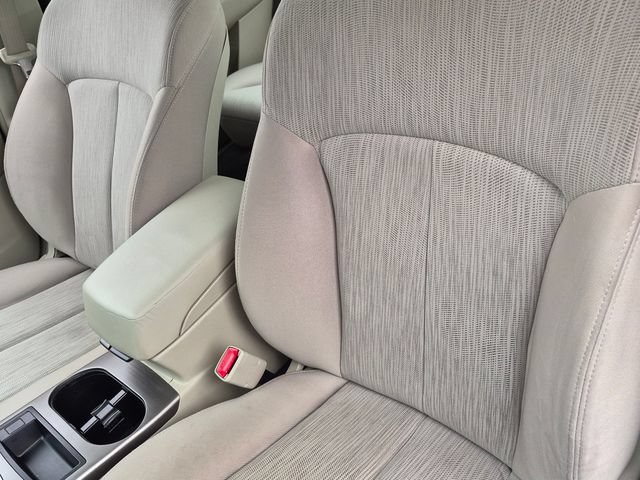 Used 2014 Subaru Legacy 2.5i w/ Alloy Wheel Package AWD/4WD image 14