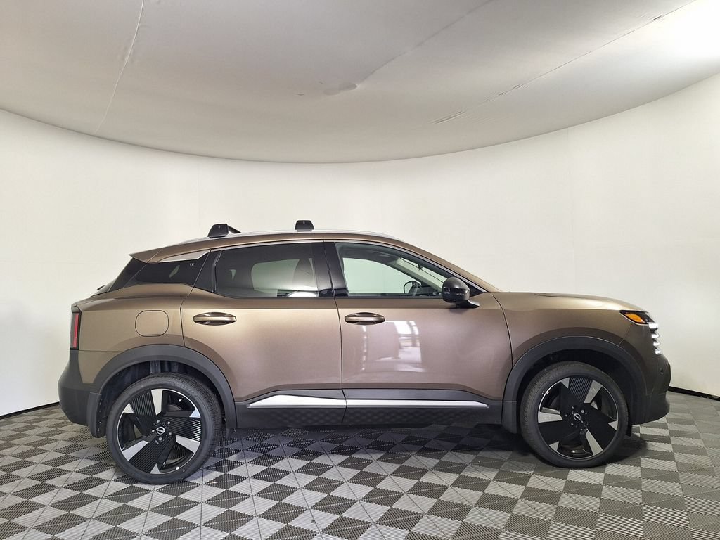 Used 2026 Nissan Kicks SR FWD image 4