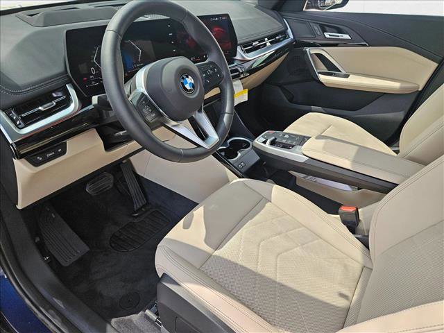 Used 2025 BMW X1 xDrive28i w/ Technology Package image 9