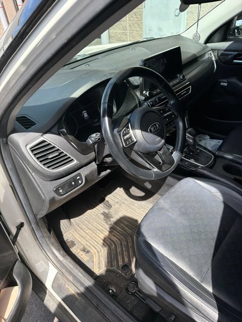 Used 2021 Kia Seltos SX AWD/4WD image 5