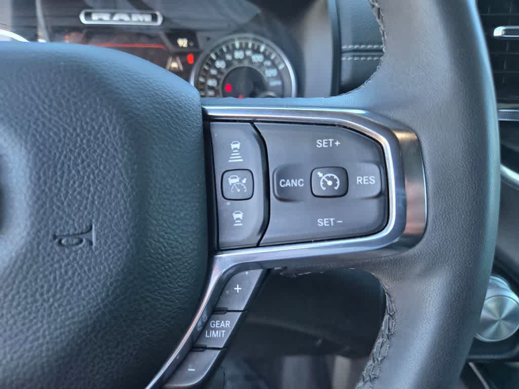 Used 2025 RAM 1500 Laramie AWD/4WD image 20