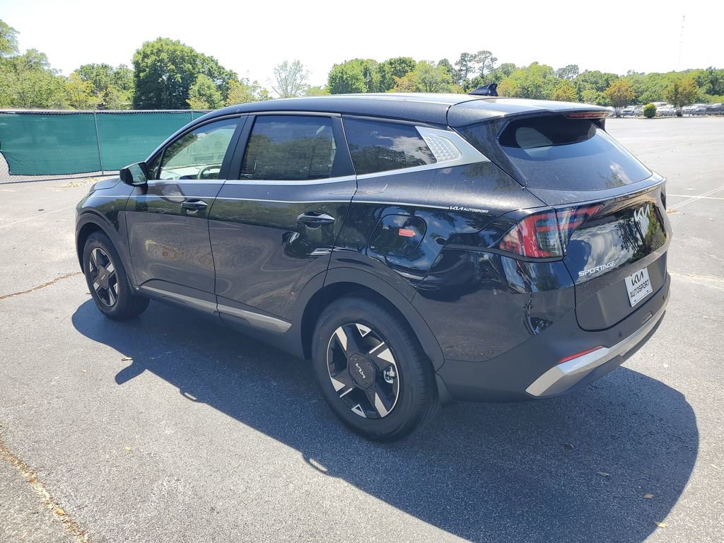 New 2026 Kia Sportage LX FWD image 3