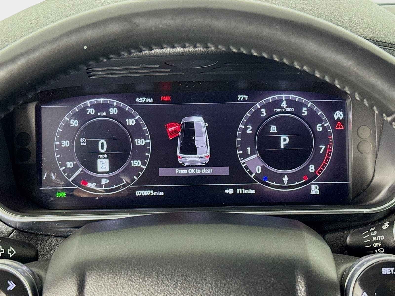 Used 2020 Land Rover Range Rover Sport HSE image 14
