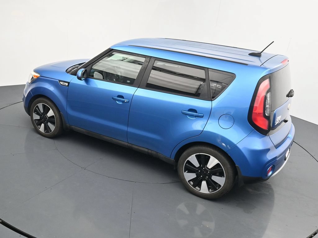 Used 2017 Kia Soul + w/ Designer's Package FWD image 28