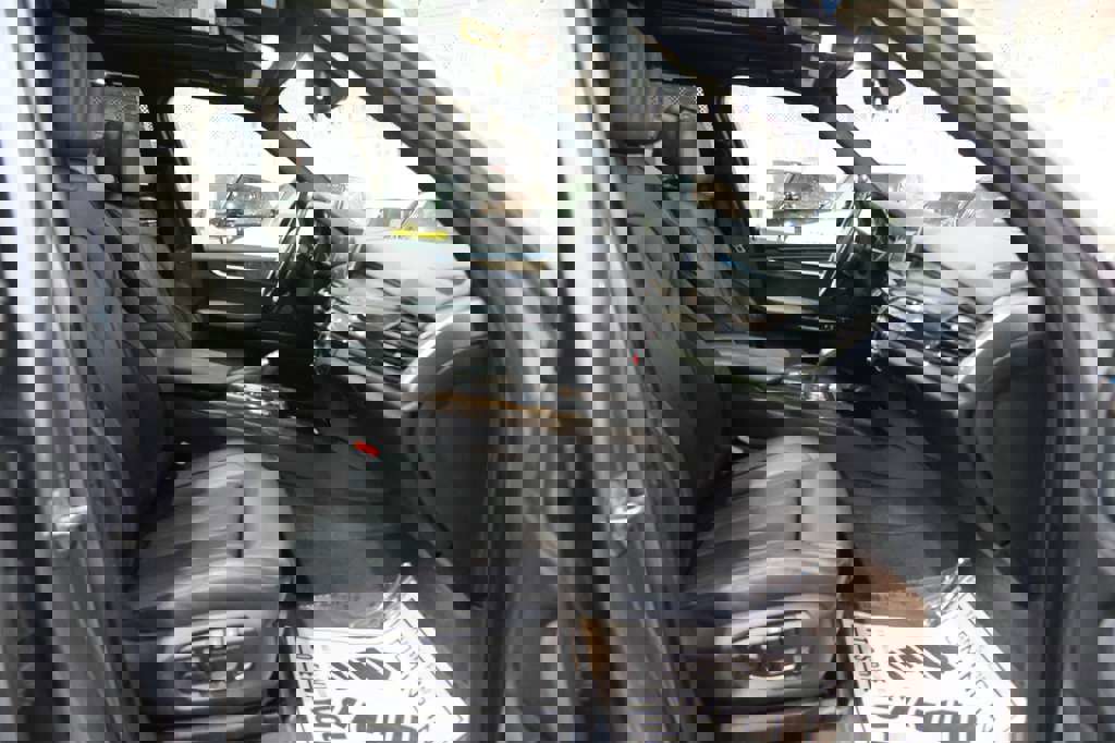 Used 2018 BMW X5 xDrive50i image 32