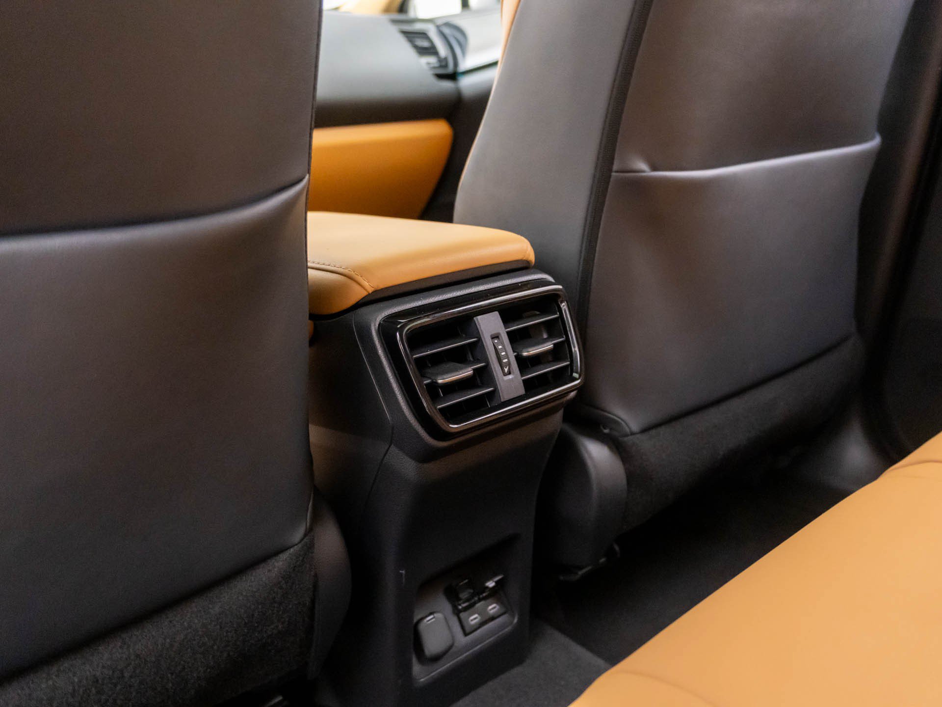Used 2024 Lexus NX 350 AWD w/ Vision Package image 18