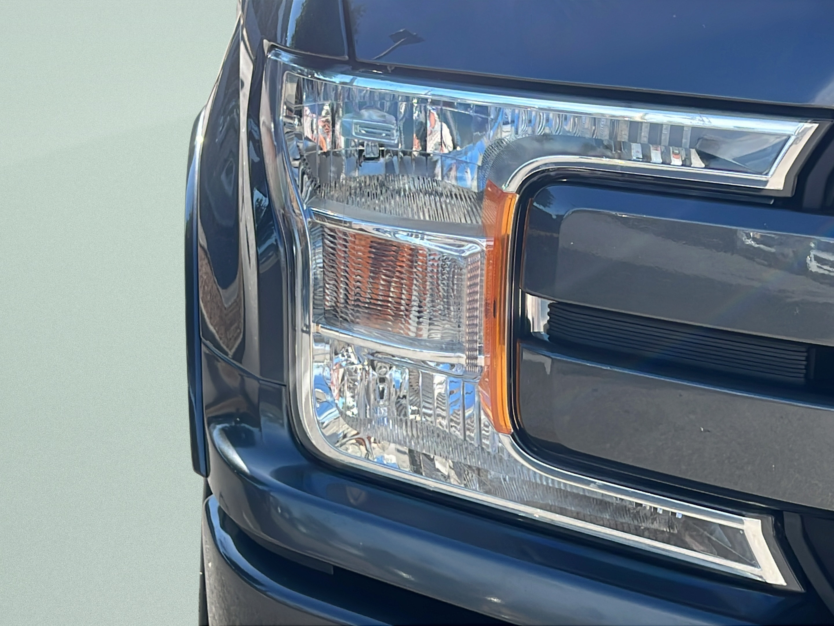 Used 2020 Ford F150 Lariat AWD/4WD image 23