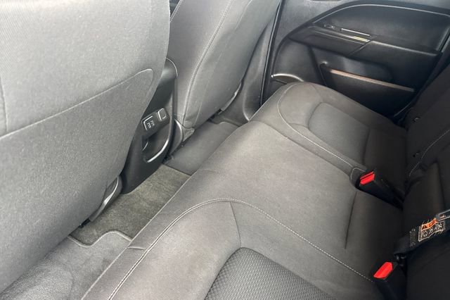 Used 2018 Chevrolet Colorado LT w/ LT Convenience Package RWD image 14