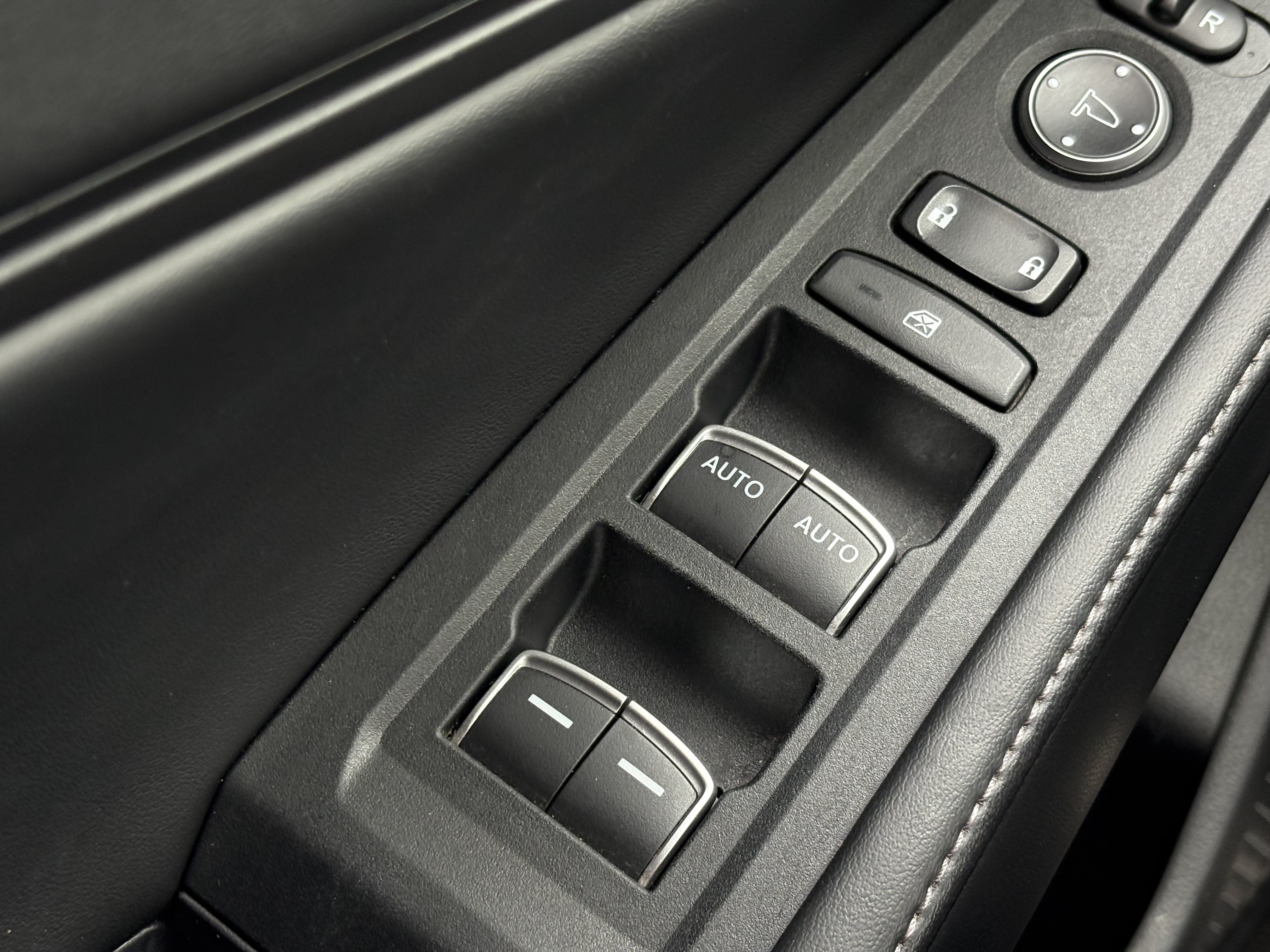 Used 2025 Honda Accord Sport image 24