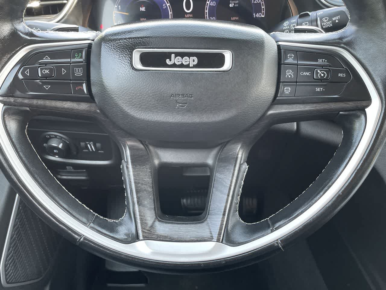 Used 2021 Jeep Grand Cherokee L Limited AWD/4WD image 10