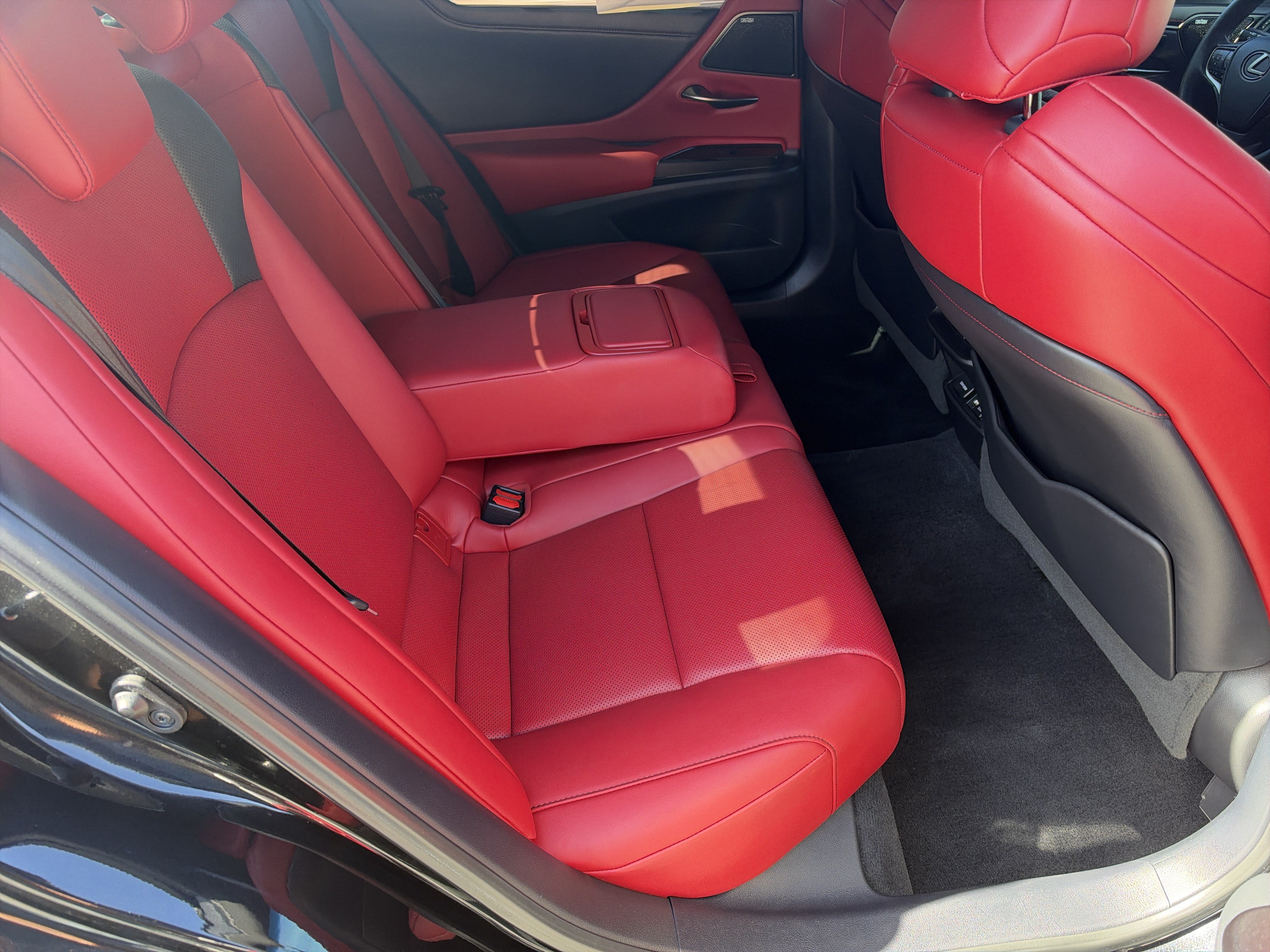 Used 2020 Lexus ES 350 F Sport w/ Accessory Package FWD image 18