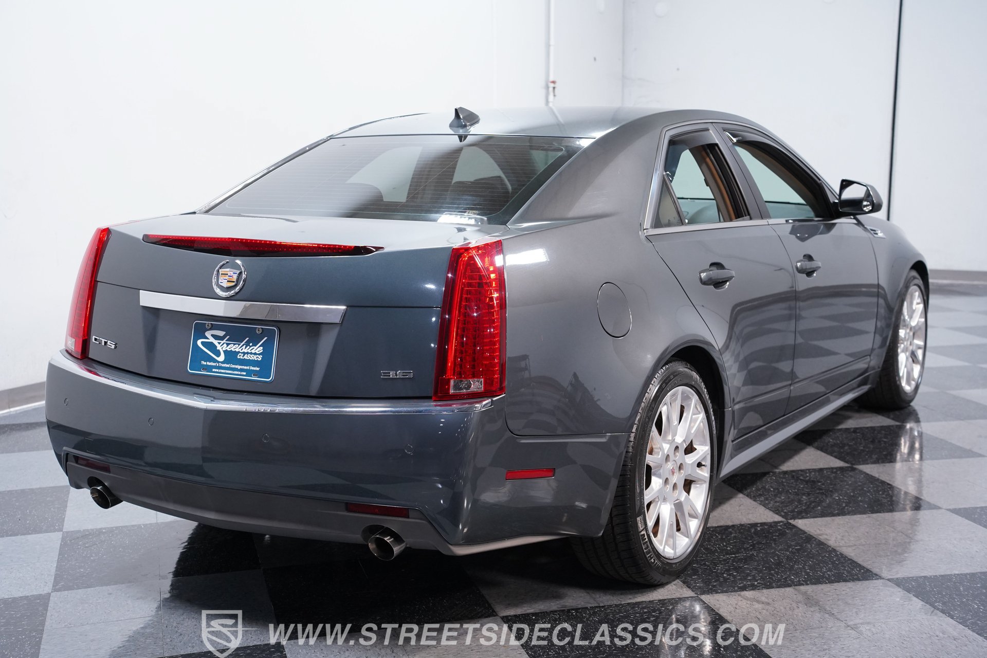 Used 2010 Cadillac CTS Performance w/ Performance Luxury Package RWD image 10
