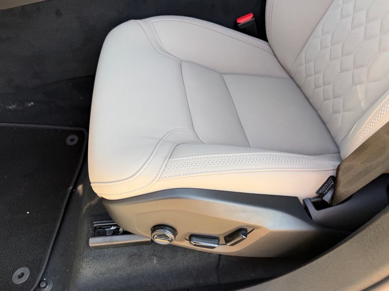 New 2027 Volvo XC90 B6 Plus AWD/4WD image 21