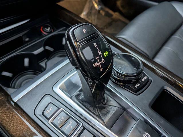 Used 2015 BMW X5 xDrive50i image 12
