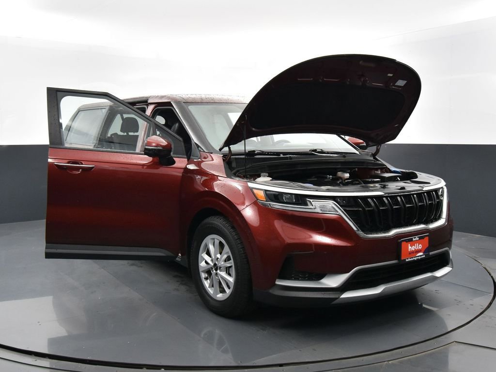 Used 2024 Kia Carnival LX image 46