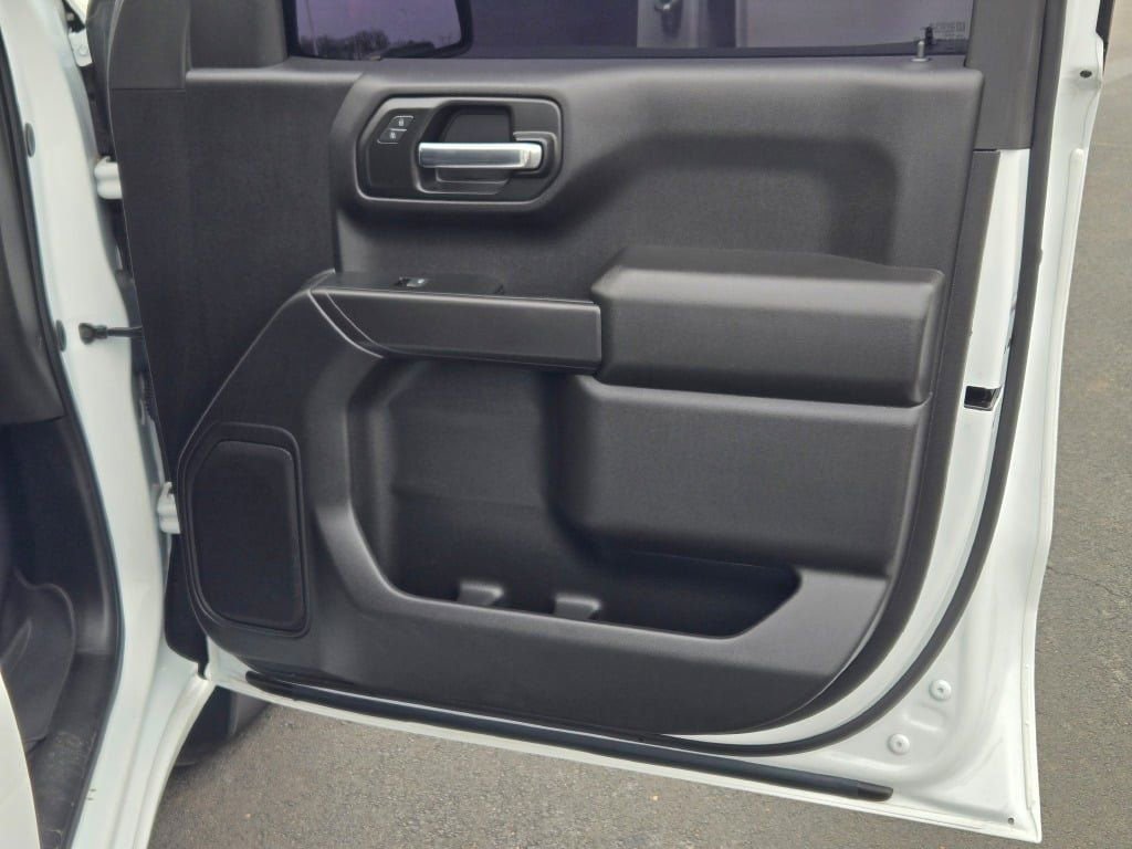 Used 2024 GMC Sierra 1500 Pro w/ Pro Value Package image 6