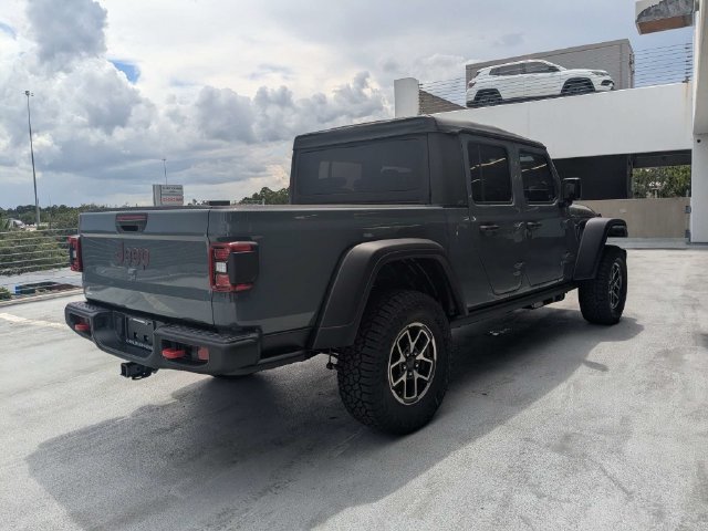 New 2026 Jeep Gladiator Rubicon w/ Steel Power Dome Hood Package AWD/4WD image 4