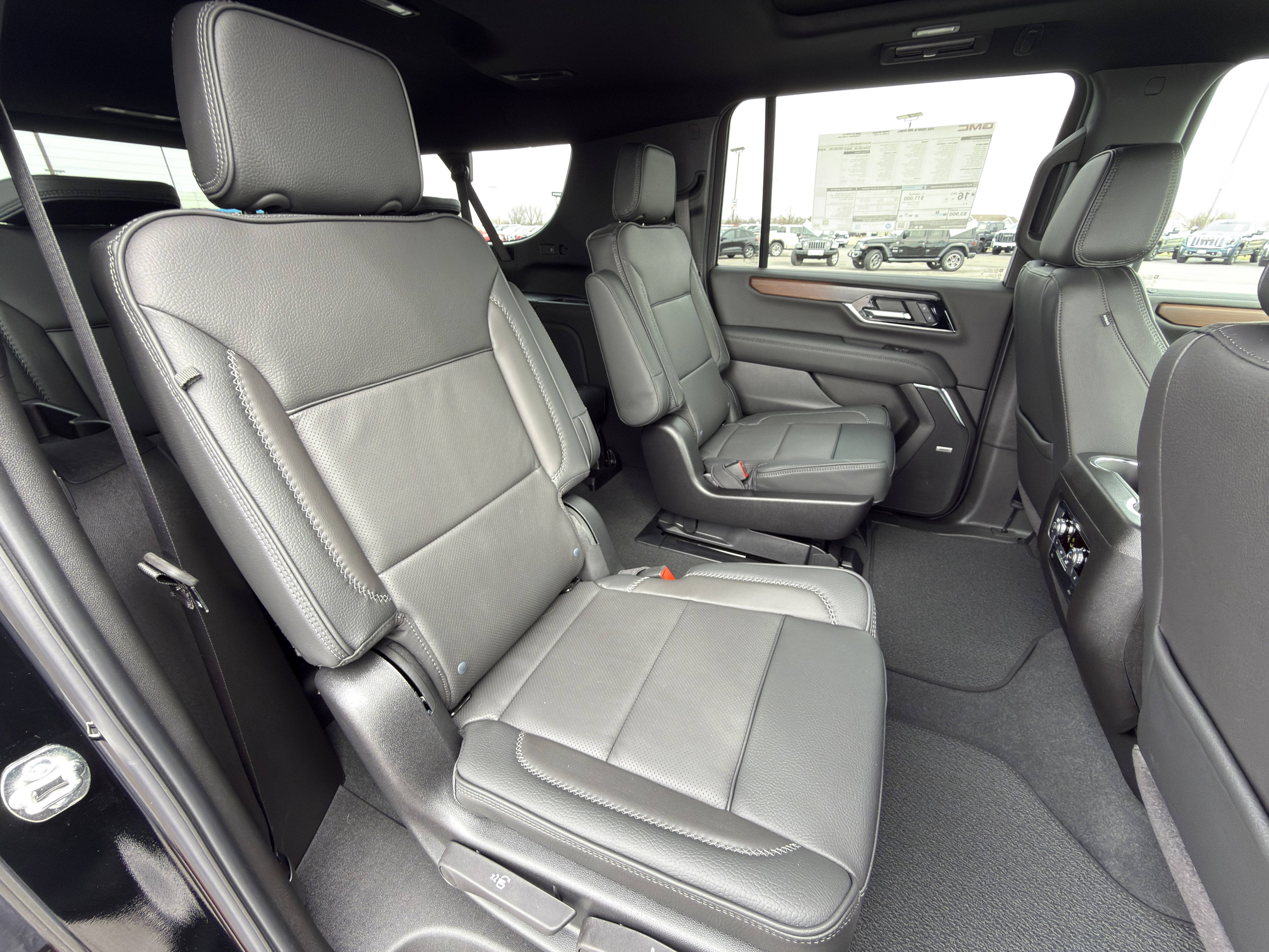 New 2026 GMC Yukon XL Denali w/ Sun & Power Step Package image 16