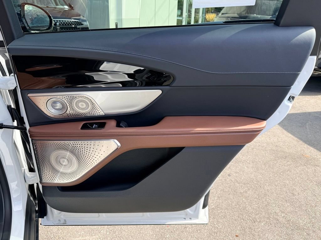 New 2026 Lincoln Nautilus Reserve AWD/4WD image 29