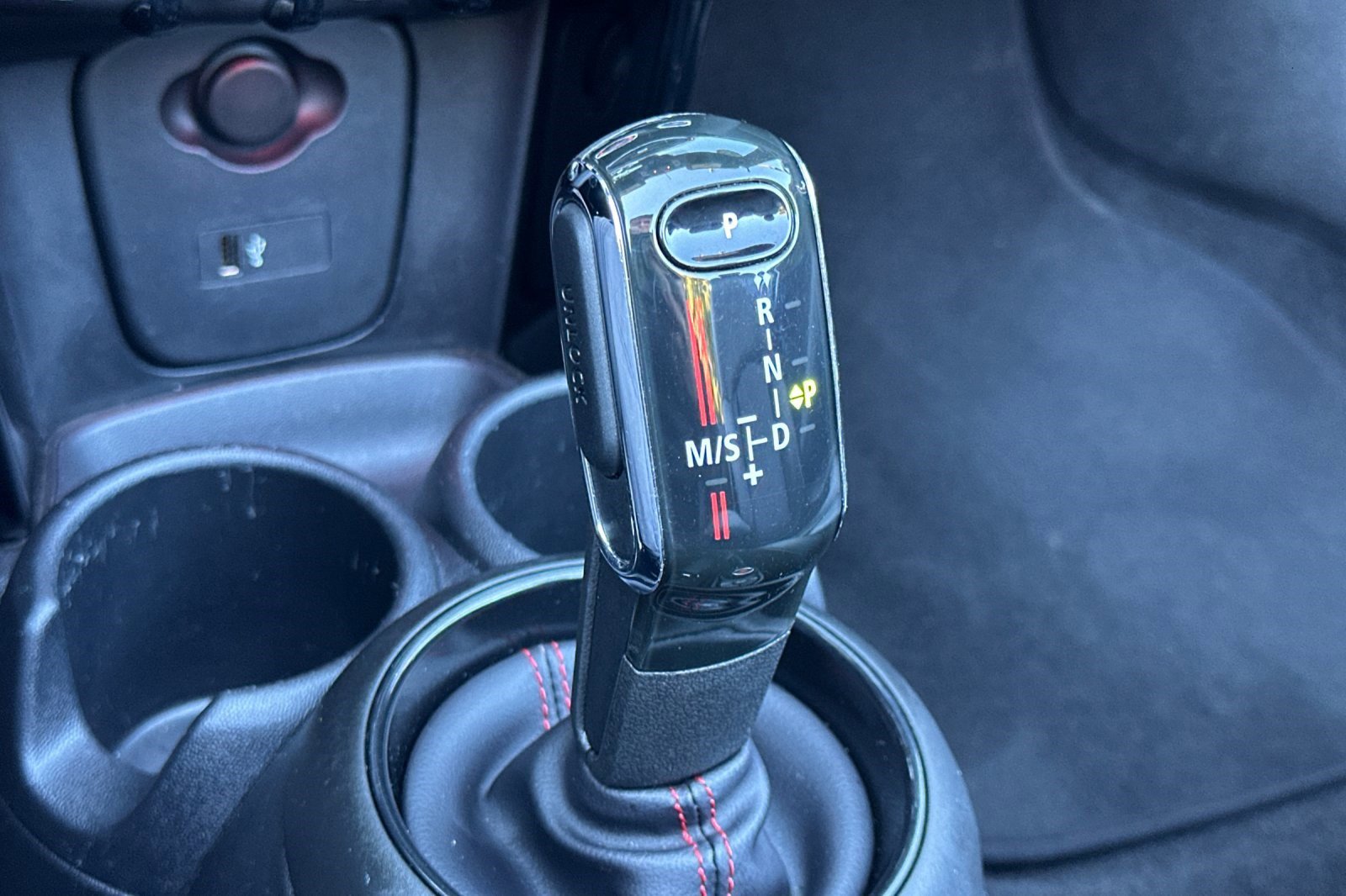 Used 2020 MINI Cooper S image 25