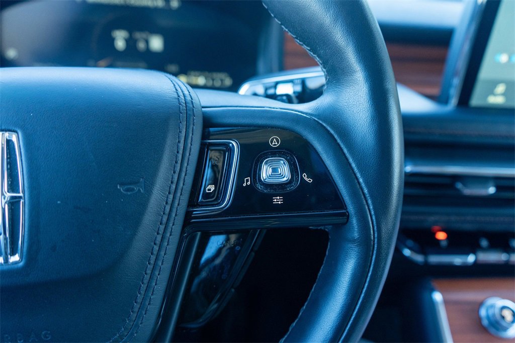 Used 2024 Lincoln Aviator Reserve AWD/4WD image 26