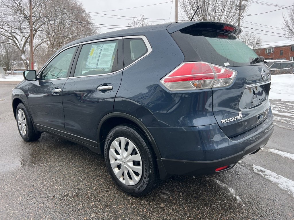 Used 2015 Nissan Rogue S image 3