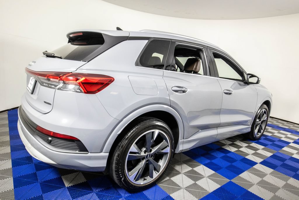 Used 2022 Audi Q4 e-tron Premium Plus AWD/4WD image 5