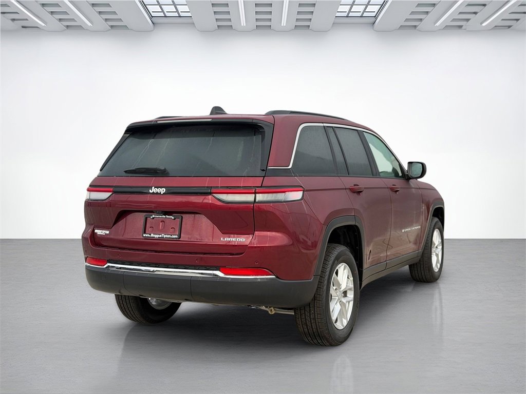 New 2025 Jeep Grand Cherokee L Laredo image 3