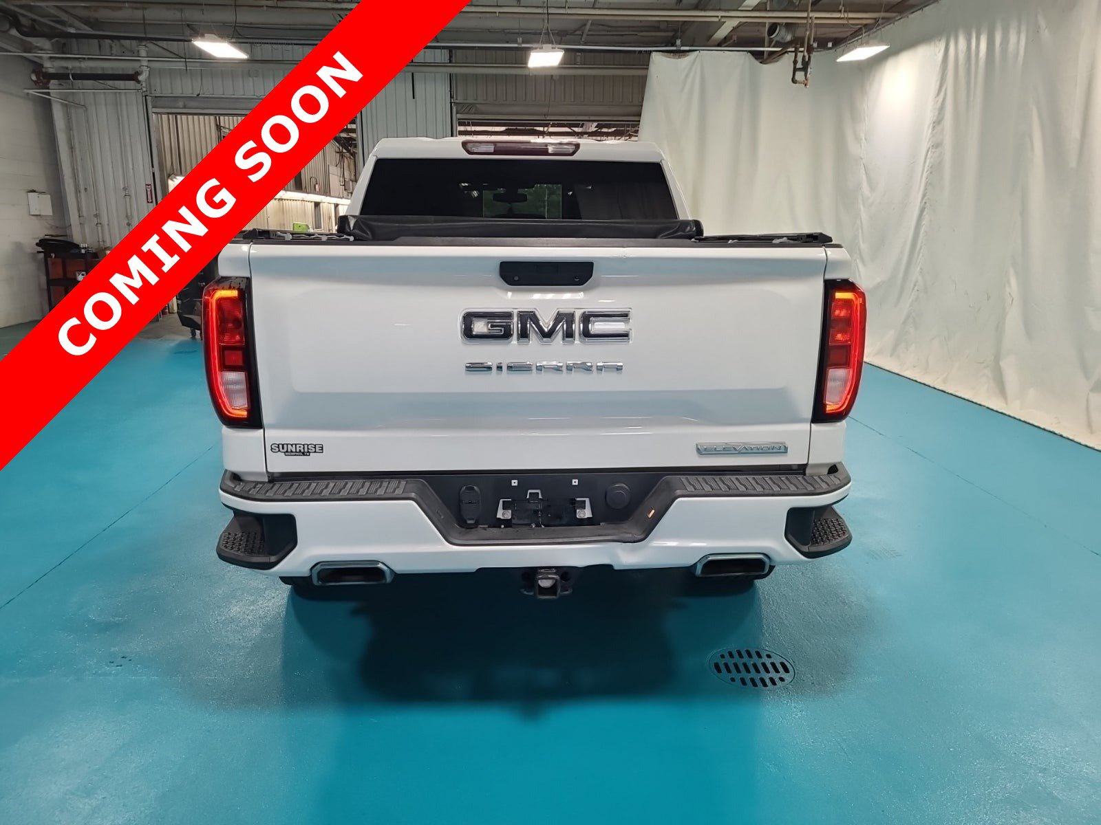 Used 2021 GMC Sierra 1500 Elevation w/ X31 Off-Road Package AWD/4WD image 4