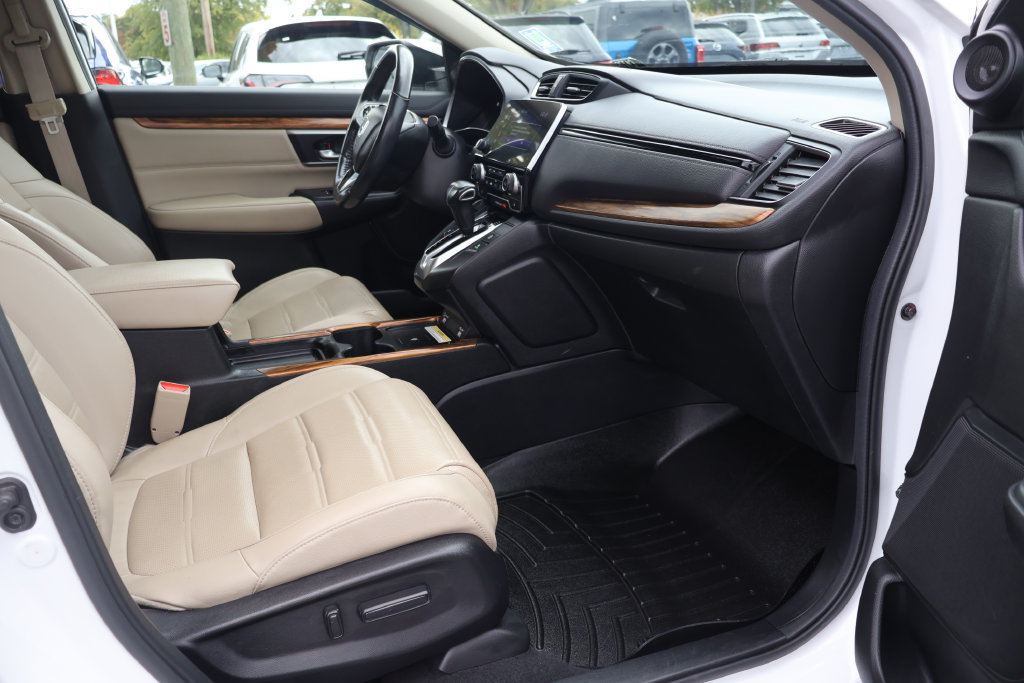 Used 2020 Honda CR-V Touring image 24