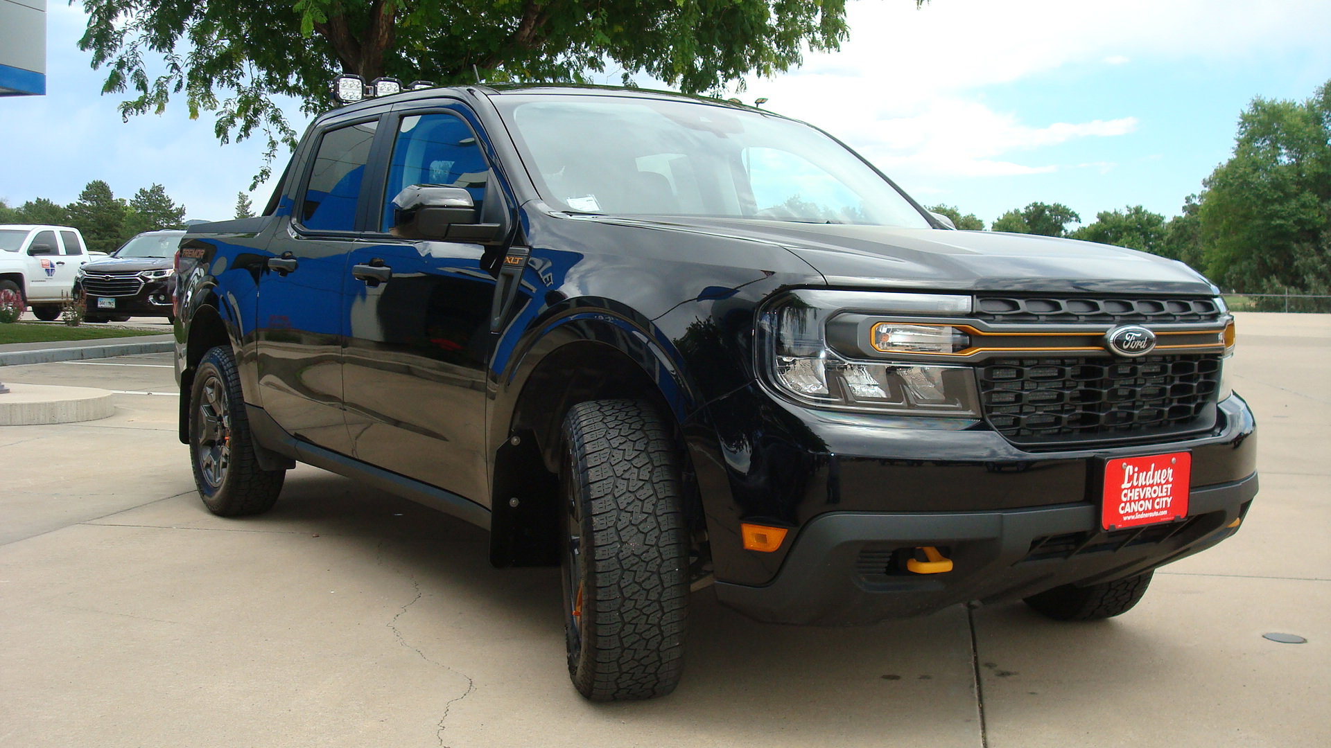 Used 2023 Ford Maverick Tremor w/ Tremor Off-Road Package AWD/4WD image 3