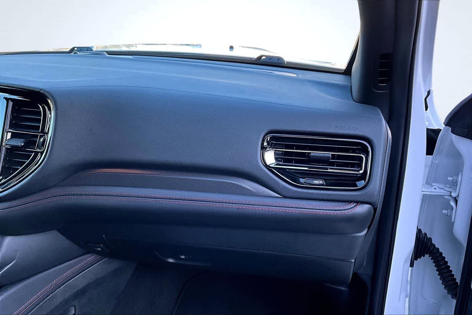 Used 2025 Dodge Durango R/T image 24